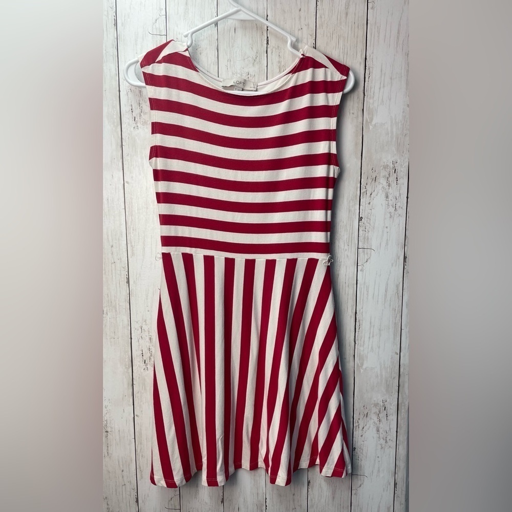 LOFT Red and White Striped Top size 0